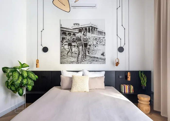 Raday 43 By Stn Budapest