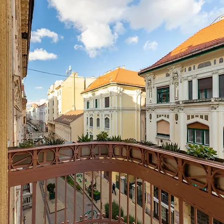 Raday 43 By Stn Budapest