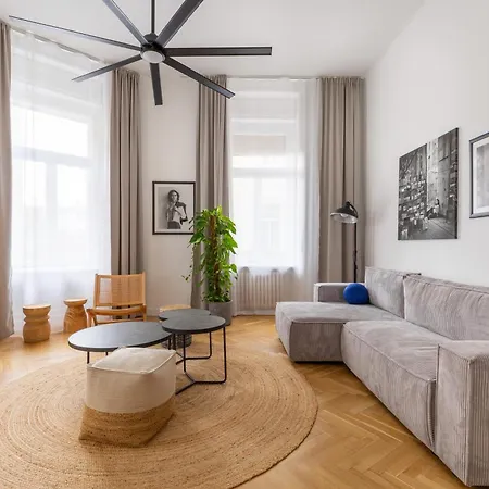 Apartment Raday 43 By Stn *