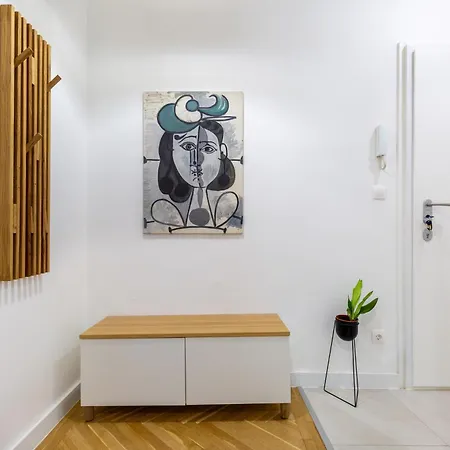 Raday 43 By Stn 아파트 *