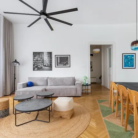 Raday 43 By Stn * Budapest